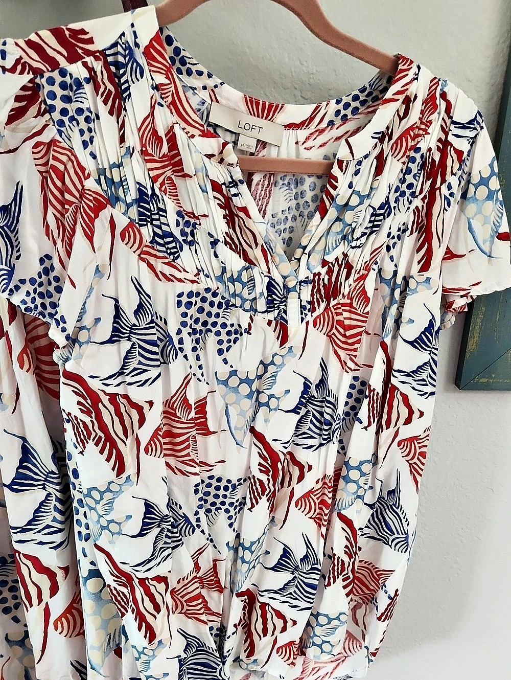 LOFT Fish Printed Short Sleeve Blouse Sz M Match Skirt Sz XS in White, Blue Red